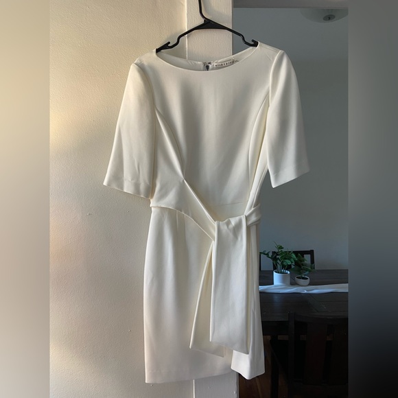 Alice & Olivia Virgil Wrap Dress - Picture 6 of 13